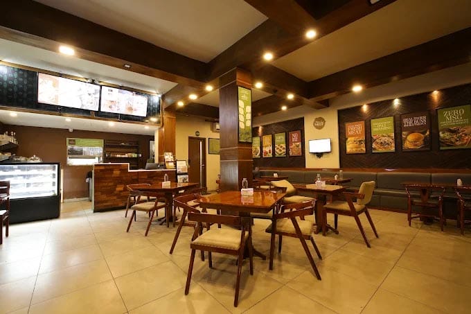 X Westleys, Mamangalam &ndash; Qissa Café