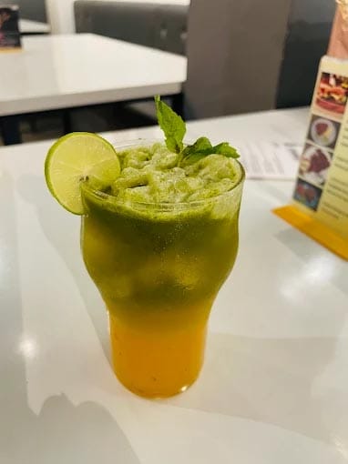 Café Papaya, Kochi, Kerala, India