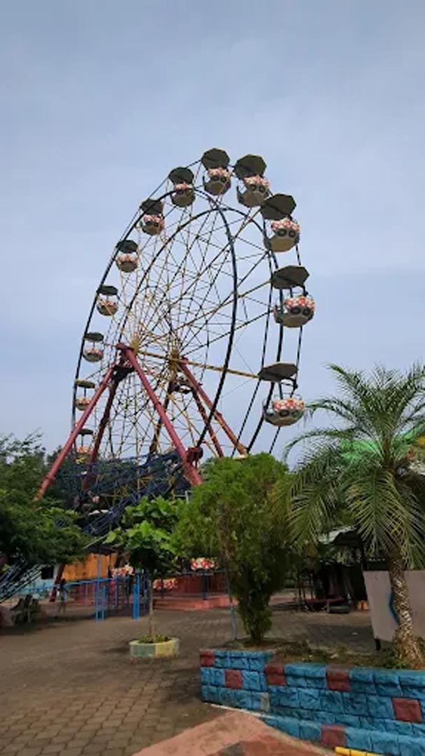 Flora Fantasia Amusement Park, Malappuram, Kerala, India