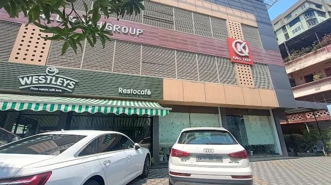 X Westleys, Mamangalam &ndash; Qissa Café