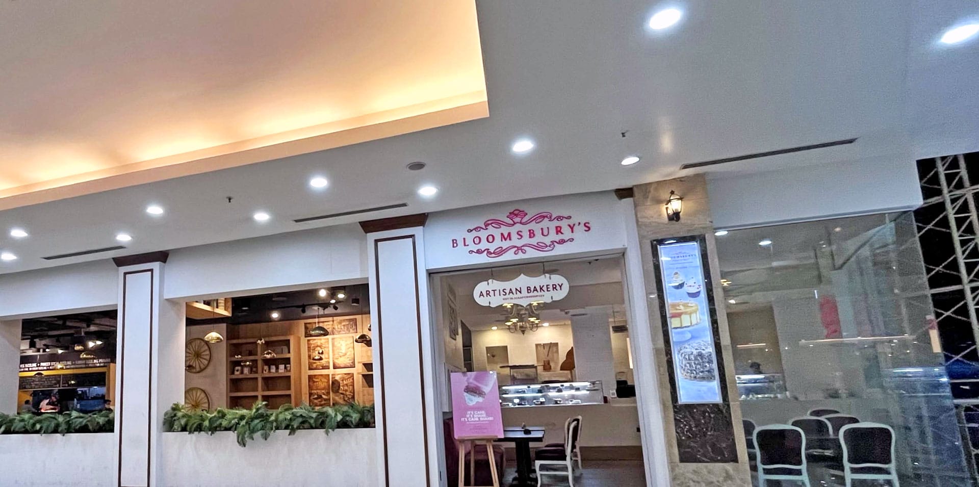 Bloomsbury's, Lulu Mall, Kochi