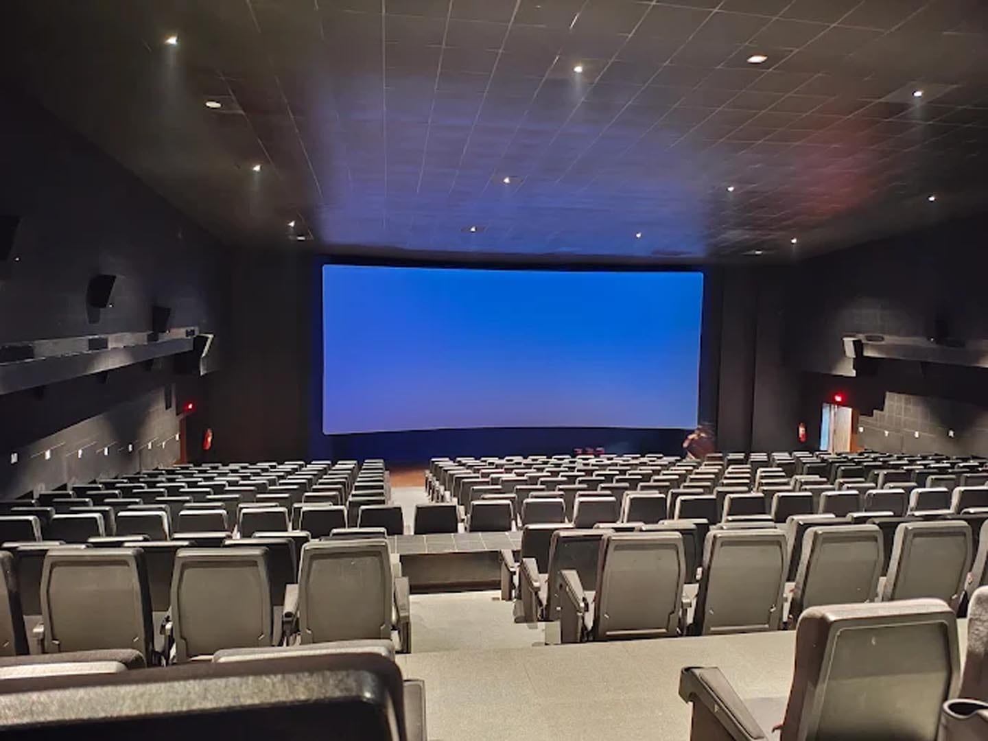 Padma Cinema, MG Road, Kochi 