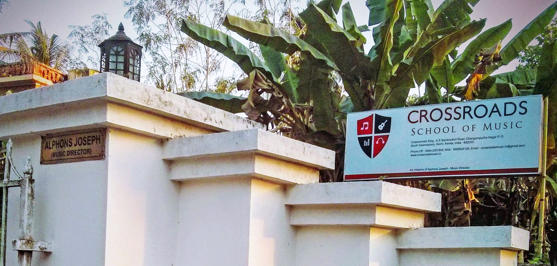 Crossroads School of Music