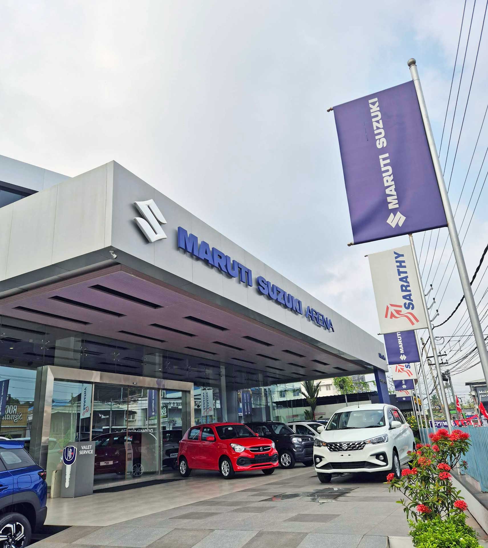Maruti Suzuki ARENA & Sarathy Autocars Pallimukku